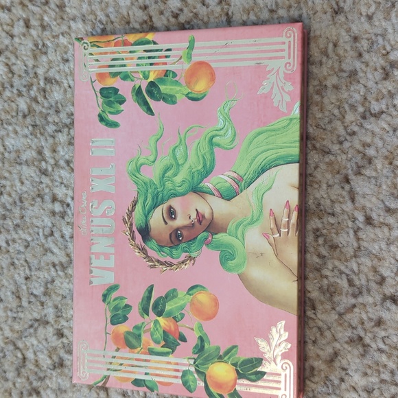 Lime Crime, Venus XLII - Picture 2 of 2